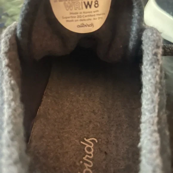 Allbirds Women’s Wool Runner Size 8, True Black with Cream Sole - Picture 5 of 5